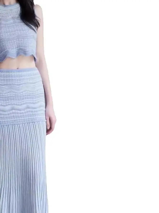 Spring/Summer Women O-Neck Wavy Stripe Spliced Knit Set Sleeveless Knitwear Top + High Waist Straight Fashion Maxi Skirt
Spring/Summer Women O-Neck Wavy Stripe Spliced Knit Set Sleeveless Knitwear Top + High Waist Straight Fashion Maxi Skirt