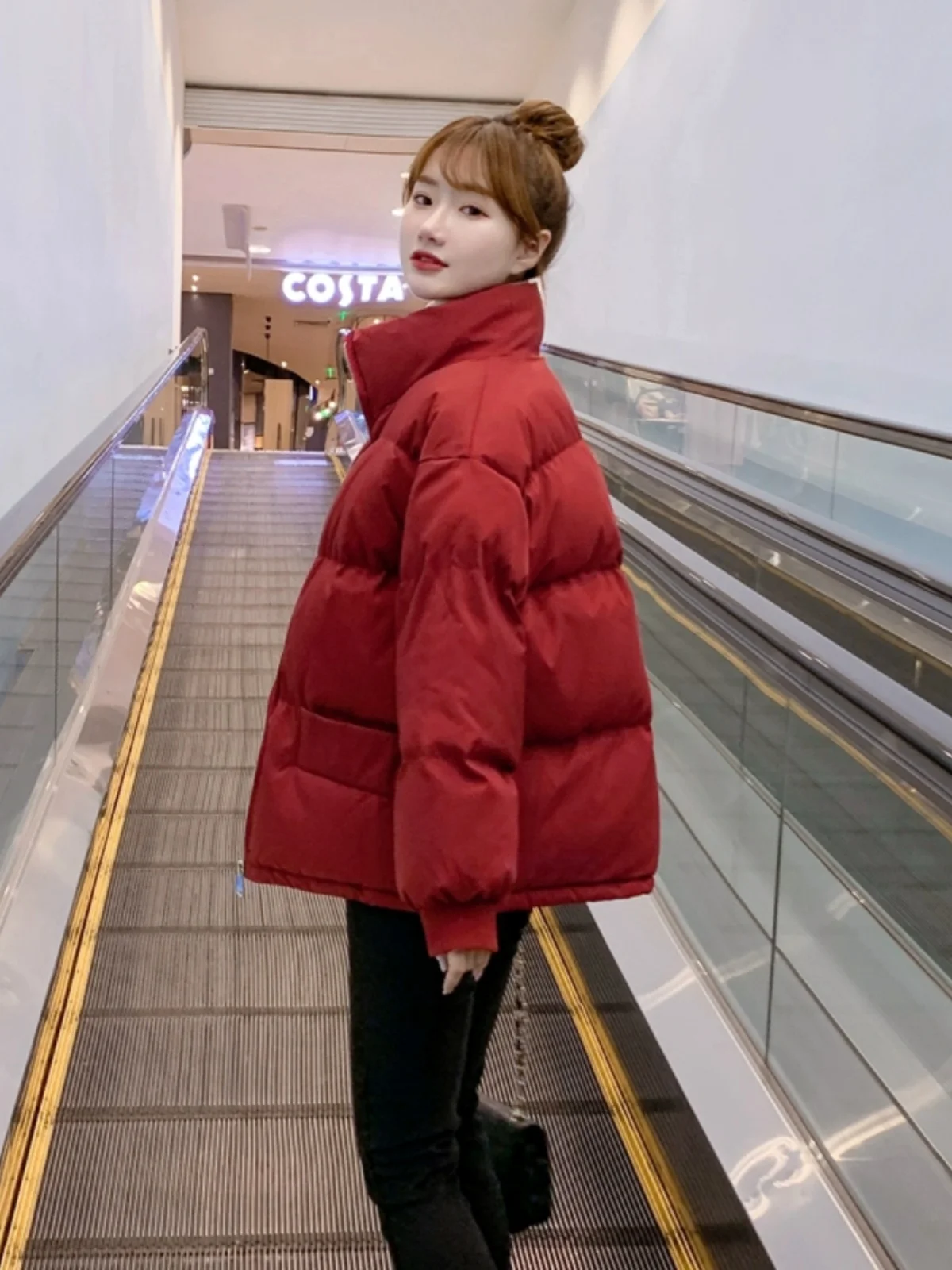 Women's down Cotton Jacket 2023 Winter New Style Thickened Bread Style Stand Collar Oversize Trendy Cotton Coat for Students
Women's down Cotton Jacket 2023 Winter New Style Thickened Bread Style Stand Collar Oversize Trendy Cotton Coat for Students