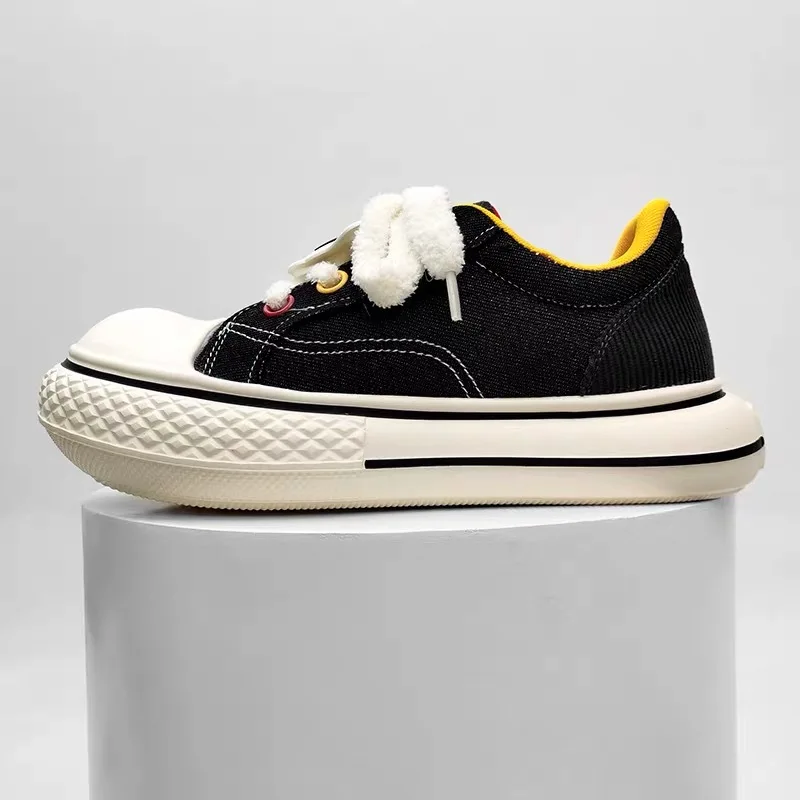 Fashionable vintage thick soled shoes for couples, casual shoes, ugly and cute big toe shoes for men
Fashionable vintage thick soled shoes for couples, casual shoes, ugly and cute big toe shoes for men