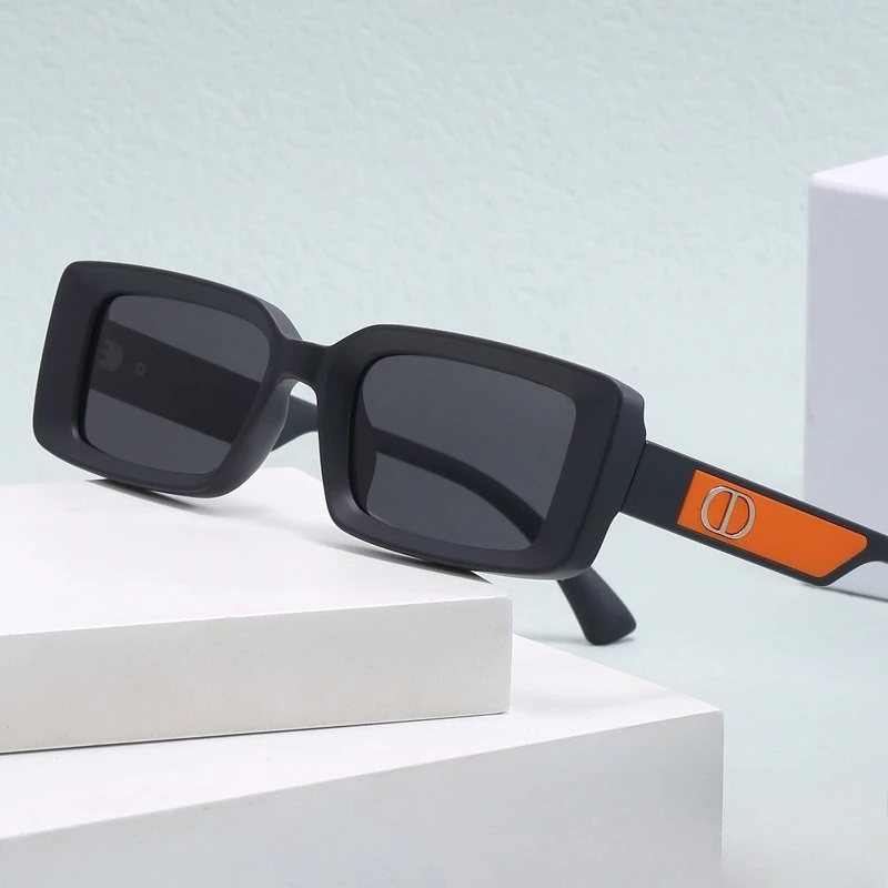 Европейские поляризационные солнцезащитные очки «кошачий глаз» в маленькой оправе, женские модные уличные стили с защитой от ультрафиолета
Европейские поляризационные солнцезащитные очки «кошачий глаз» в маленькой оправе, женские модные уличные стили с защитой от ультрафиолета 