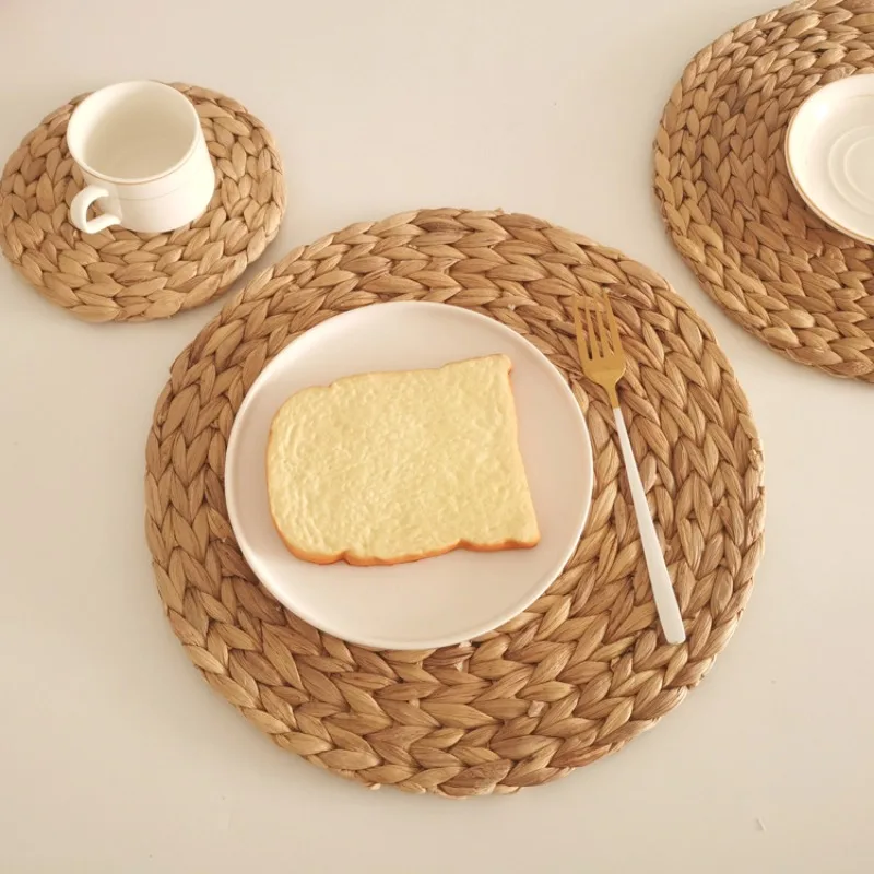 4 шт., подставка для столовых приборов в японском стиле, настольный коврик, чаша, тарелка, теплоизоляционный коврик, натуральная эфирная трава, тканая подставка для чайника 
4 шт., подставка для столовых приборов в японском стиле, настольный коврик, чаша, тарелка, теплоизоляционный коврик, натуральная эфирная трава, тканая подставка для чайника