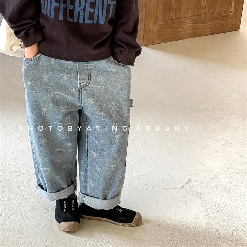 2026 Spring New Children Loose Jeans Solid Infant Girl Letter Print Harem Pants Kids Boys Denim Trousers Baby Casual Pants
2026 Spring New Children Loose Jeans Solid Infant Girl Letter Print Harem Pants Kids Boys Denim Trousers Baby Casual Pants