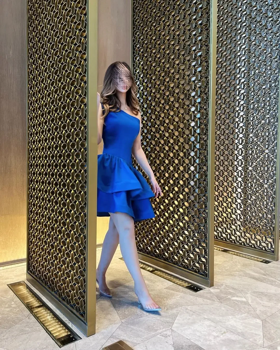 Elegant Prom Dresses Short one shoulder Blue Sexy Evening Dresses V-Neck mini Length Formal Occasion Evening Party Gowns
Elegant Prom Dresses Short one shoulder Blue Sexy Evening Dresses V-Neck mini Length Formal Occasion Evening Party Gowns