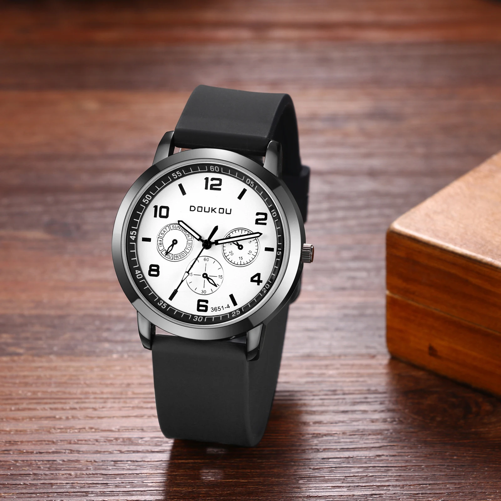 JEWELRYWE Sports Silica Gel Men Quartz Watch Silica Gel Strap Luminous Hands Three Eyes Decorative Bar Adult Teen Boys Watch Gift
JEWELRYWE Sports Silica Gel Men Quartz Watch Silica Gel Strap Luminous Hands Three Eyes Decorative Bar Adult Teen Boys Watch Gift