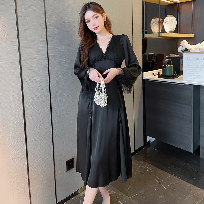 V-Neck Nightdress Dressing Gown Women Lace Nightgown Long Sleeve Bathrobe Sleepshirt Dress Summer Satin Sleepwear Loungewear
V-Neck Nightdress Dressing Gown Women Lace Nightgown Long Sleeve Bathrobe Sleepshirt Dress Summer Satin Sleepwear Loungewear