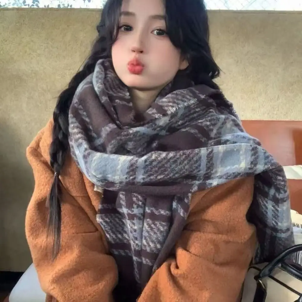Classic Mohair Plaid Wool Scarf Tassel Winter Cashmere Scarves Warm Korean Style Long Shawl Student
Classic Mohair Plaid Wool Scarf Tassel Winter Cashmere Scarves Warm Korean Style Long Shawl Student