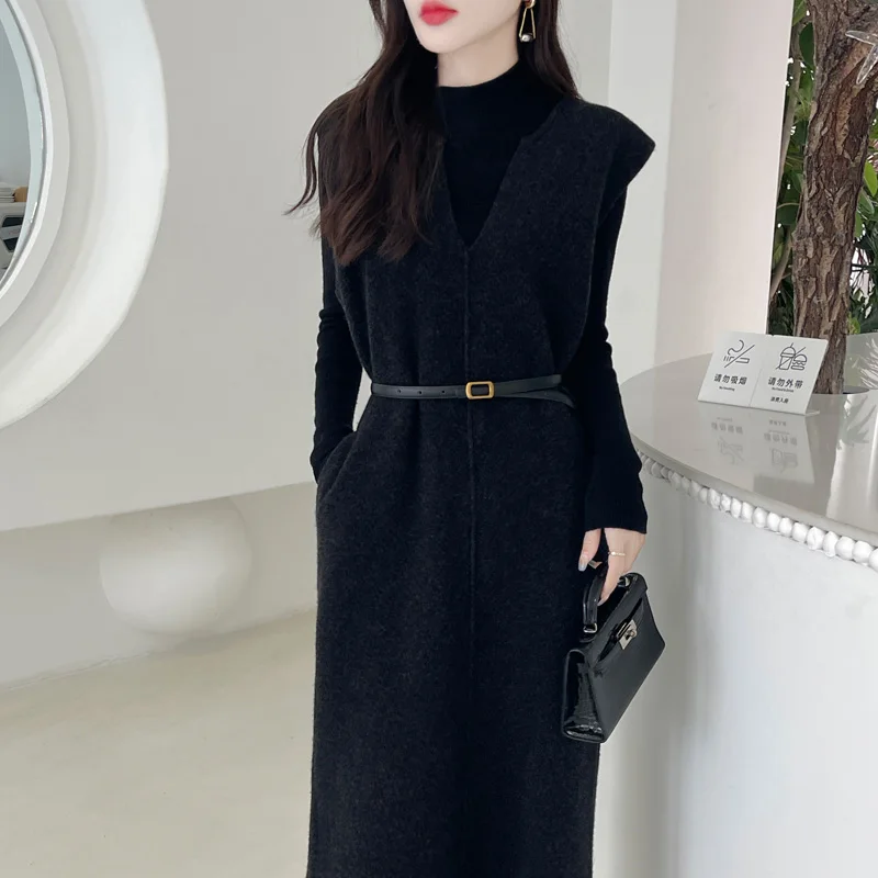 Женский жилет из 100% шерсти, однотонный вязаный свитер без рукавов с v-образным вырезом, облегающий длинный женский шерстяной пуловер, жилет, новый стиль
Женский жилет из 100% шерсти, однотонный вязаный свитер без рукавов с v-образным вырезом, облегающий длинный женский шерстяной пуловер, жилет, новый стиль