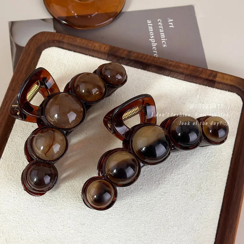 Hair Claw Brown Bead Large Non Slip Resin Sturdy Grip Elegant Thick Hair Updo Back Head Premium Minimalist Daily Accessory Women
Hair Claw Brown Bead Large Non Slip Resin Sturdy Grip Elegant Thick Hair Updo Back Head Premium Minimalist Daily Accessory Women