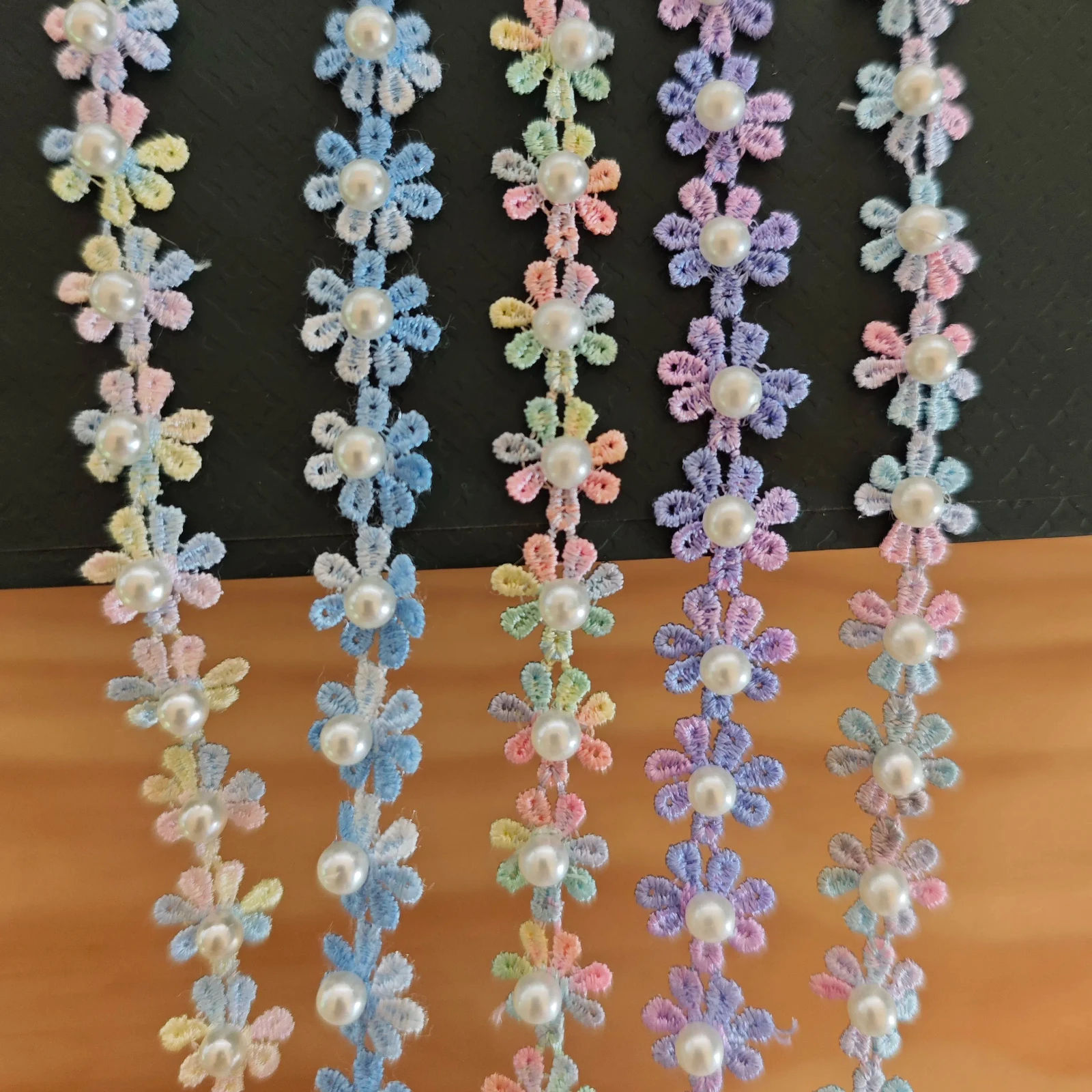 1 Yards Lace Fabirc Ribbon Embroidered Lace Floral DIY Sewing Handmade Decorative Ribbon Polyester Lace Trim 1.3cm
1 Yards Lace Fabirc Ribbon Embroidered Lace Floral DIY Sewing Handmade Decorative Ribbon Polyester Lace Trim 1.3cm