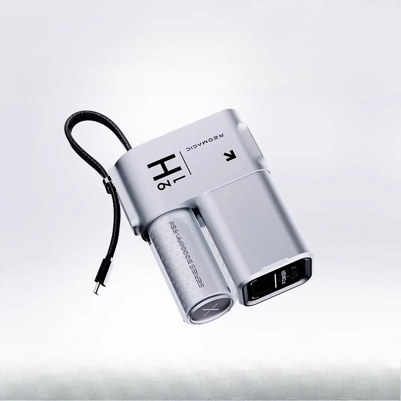 Charger with fast charging plug 3-in-1 Energy Rubik's Cube 2-in-1 mobile power supply can be used on the plane
Charger with fast charging plug 3-in-1 Energy Rubik's Cube 2-in-1 mobile power supply can be used on the plane