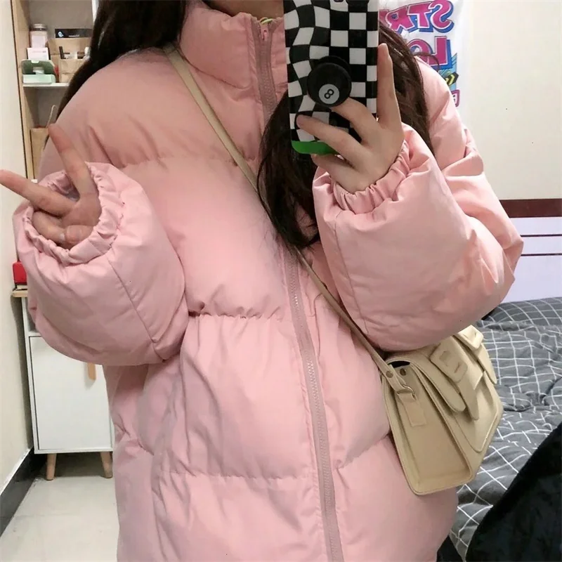 New Women's Cotton Coat Parka Female Korean Version Autumn Winter Jacket Thickened Warm Pinkycolor Down Cotton Overcoat
New Women's Cotton Coat Parka Female Korean Version Autumn Winter Jacket Thickened Warm Pinkycolor Down Cotton Overcoat
