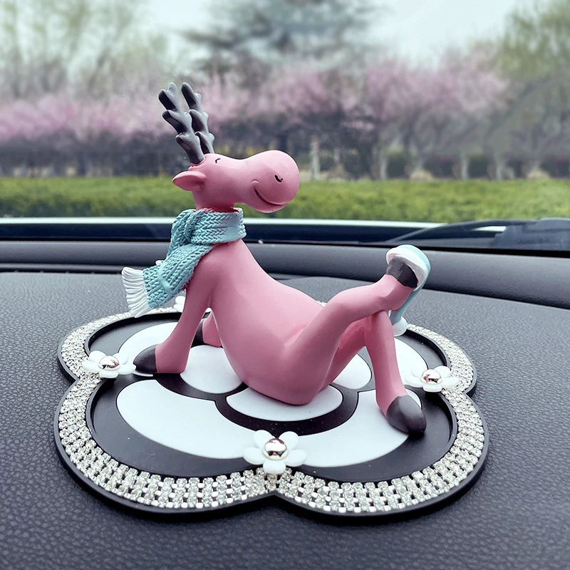 New Luxury Inlaid Pearl Deer Car Aromatherapy Ornament, High-End All-Match Auto Interior Decor, Safe Journey Lucky
New Luxury Inlaid Pearl Deer Car Aromatherapy Ornament, High-End All-Match Auto Interior Decor, Safe Journey Lucky