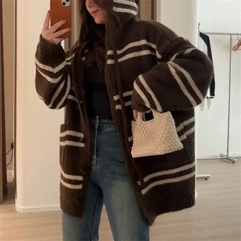 Cardigan Women Print Striped Hooded Knit Sweater Coat Spliced Button Pocket Jumpers Elegant Loose Coats Jumpers Regular
Cardigan Women Print Striped Hooded Knit Sweater Coat Spliced Button Pocket Jumpers Elegant Loose Coats Jumpers Regular