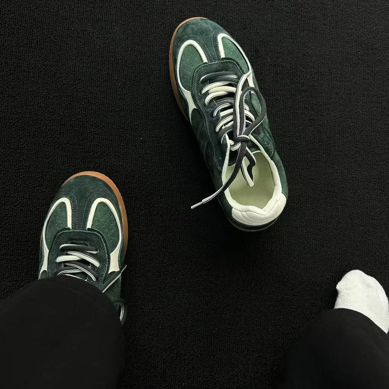 Comfortable Commuter Style Retro British Fashion round Head Men's Casual Shoes Low Top Lace up Sneakers Breathable Leather
Comfortable Commuter Style Retro British Fashion round Head Men's Casual Shoes Low Top Lace up Sneakers Breathable Leather