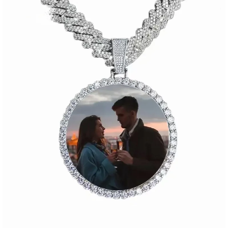 68.5MM 18K Gold Plated Custom Made Photo Bling Big Medallions Necklace Pendant Men Hip Hop Picture Jewelry Gift Free Custom Text
68.5MM 18K Gold Plated Custom Made Photo Bling Big Medallions Necklace Pendant Men Hip Hop Picture Jewelry Gift Free Custom Text