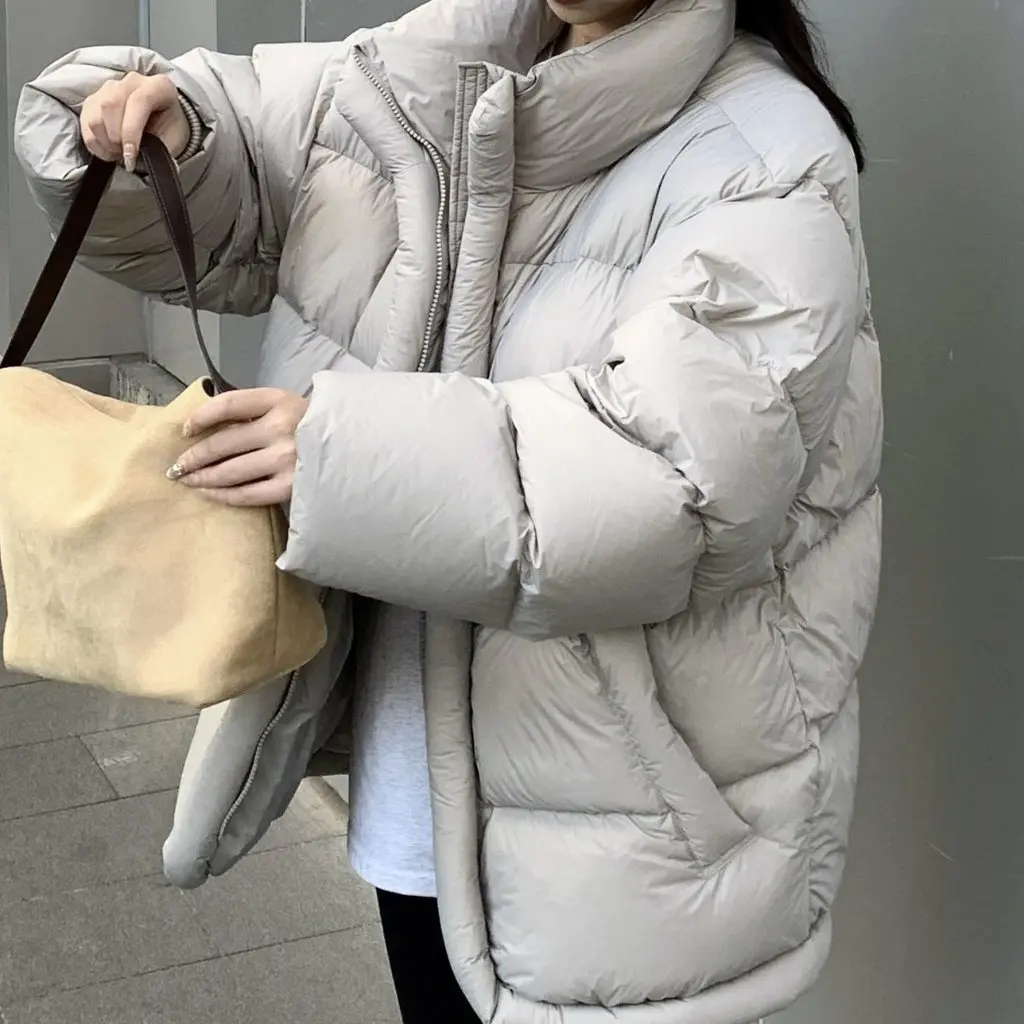 Women's Thickened Stand-Up Collar Mid-Length Bread Outwear Winter Cotton Loose Fit Jacket New Design
Women's Thickened Stand-Up Collar Mid-Length Bread Outwear Winter Cotton Loose Fit Jacket New Design