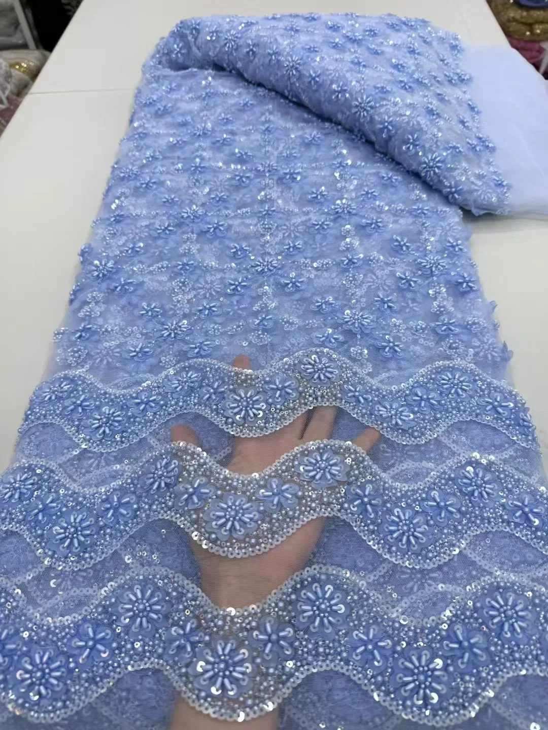 High quality French lace white Nigerian beaded lace fabric with sequined African lace fabric wedding dress 5yd
High quality French lace white Nigerian beaded lace fabric with sequined African lace fabric wedding dress 5yd
