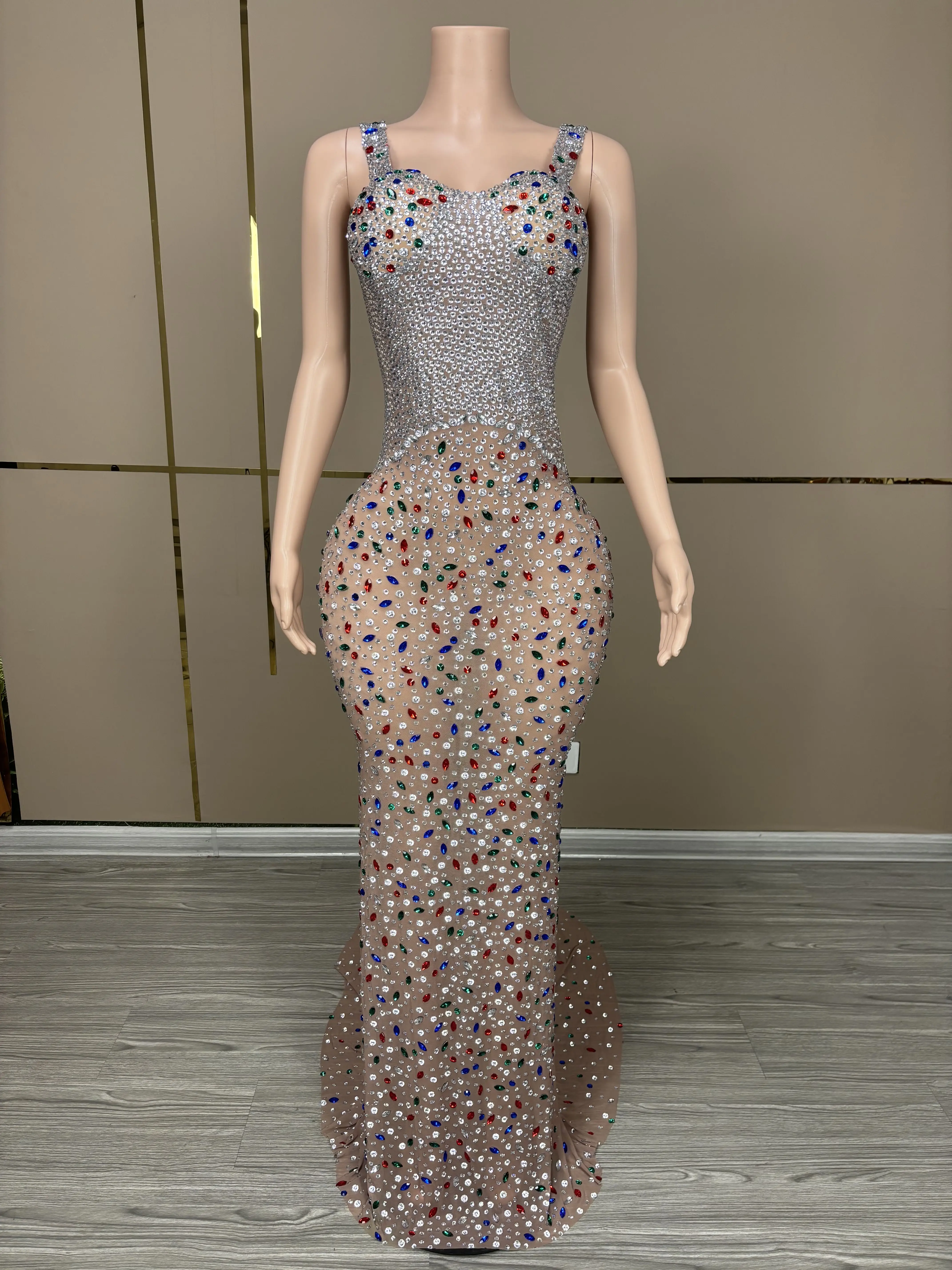 New Sexy Sparkly Rhinestones Mesh SeeThrough Evening Birthday Party Dresses ForWomen D125
New Sexy Sparkly Rhinestones Mesh SeeThrough Evening Birthday Party Dresses ForWomen D125