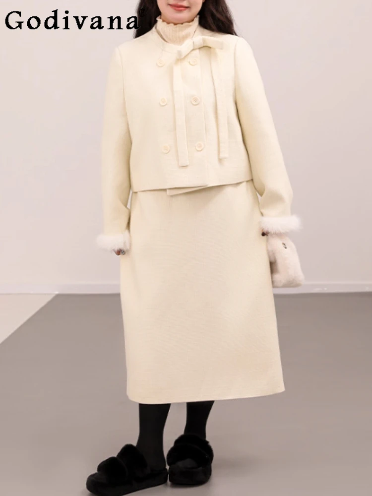 Большой размер, женская зимняя мода, французское пальто с круглым вырезом и милым бантом, универсальная корейская юбка с высокой талией, комплекты из двух предметов
Большой размер, женская зимняя мода, французское пальто с круглым вырезом и милым бантом, универсальная корейская юбка с высокой талией, комплекты из двух предметов