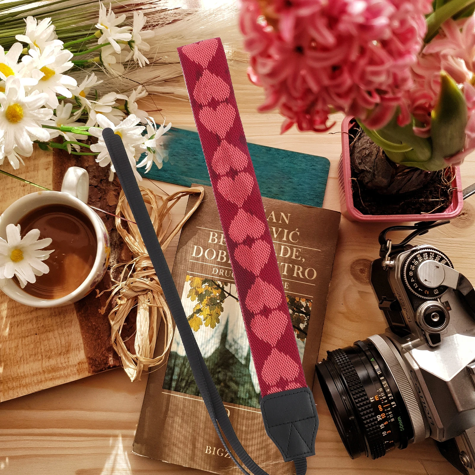 Adjustable Vintage Sling Neck Shoulder For Travel Anti-Slip Durable Polyester For Dslr Action Cameras Strap Belt Camera Sling
Adjustable Vintage Sling Neck Shoulder For Travel Anti-Slip Durable Polyester For Dslr Action Cameras Strap Belt Camera Sling