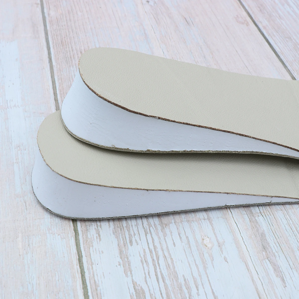 Heightening Insoles Men Shoes Increase Taller Durable Lift Heel Premium Material Non Slip Sole Pad Match Clothes
Heightening Insoles Men Shoes Increase Taller Durable Lift Heel Premium Material Non Slip Sole Pad Match Clothes