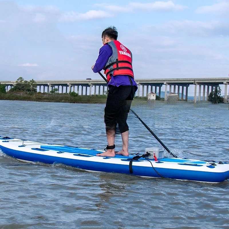Remote Control Electric Propeller Rowing Boat Canoes Carbon Fiber Paddle Rechargable Electric Motor
Remote Control Electric Propeller Rowing Boat Canoes Carbon Fiber Paddle Rechargable Electric Motor