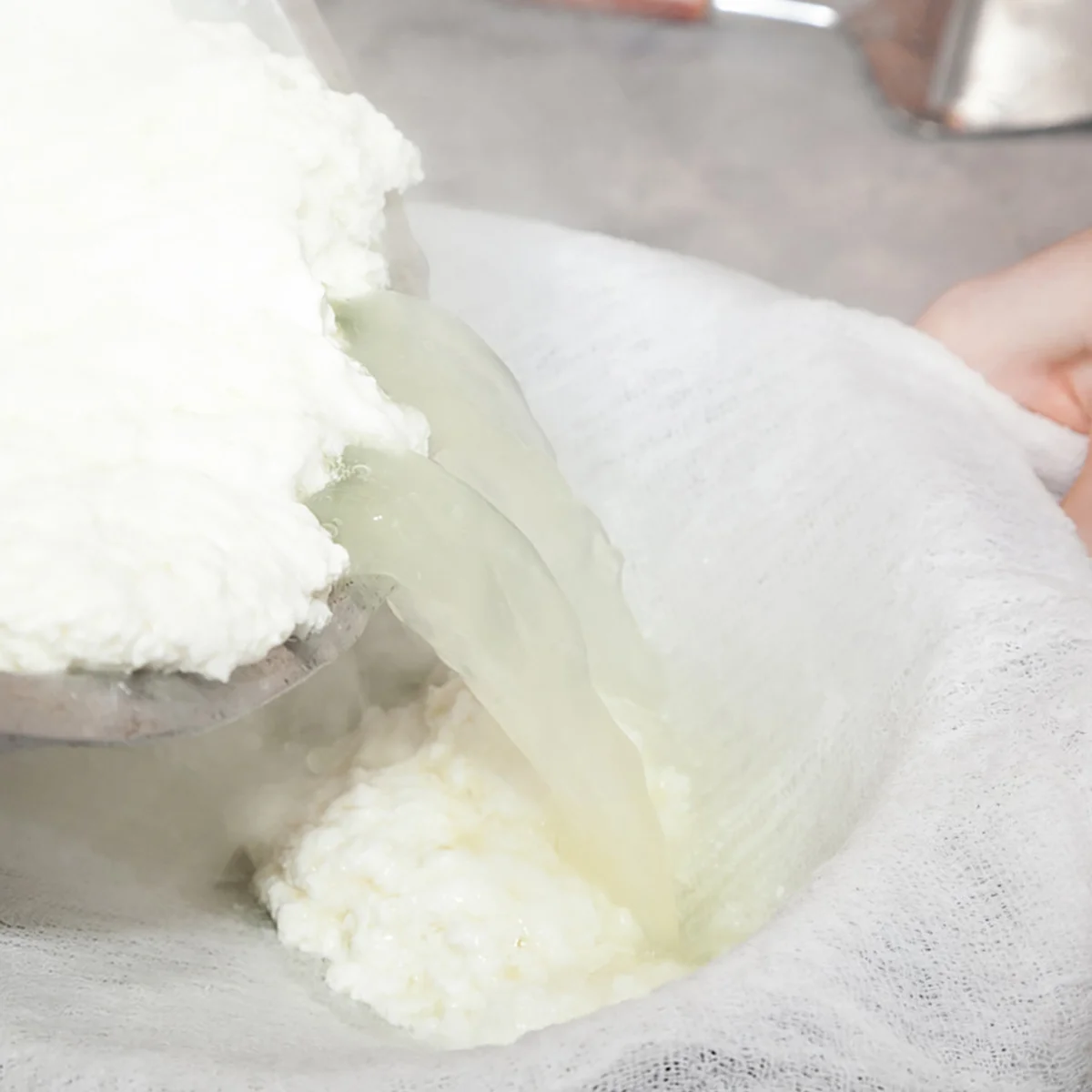 5 Pcs Mesh Strainer Tofu Cloth Cheesecloth for Hemmed Filter Reusable Cotton Fabric
5 Pcs Mesh Strainer Tofu Cloth Cheesecloth for Hemmed Filter Reusable Cotton Fabric
