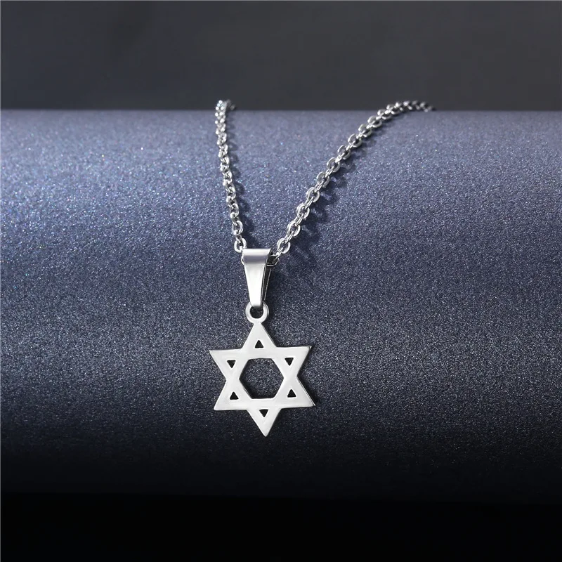 Hexagram Titanium Steel Necklace Cartoon Anime Mysterious Symbol Pendant Six Star Pendant Accessories
Hexagram Titanium Steel Necklace Cartoon Anime Mysterious Symbol Pendant Six Star Pendant Accessories