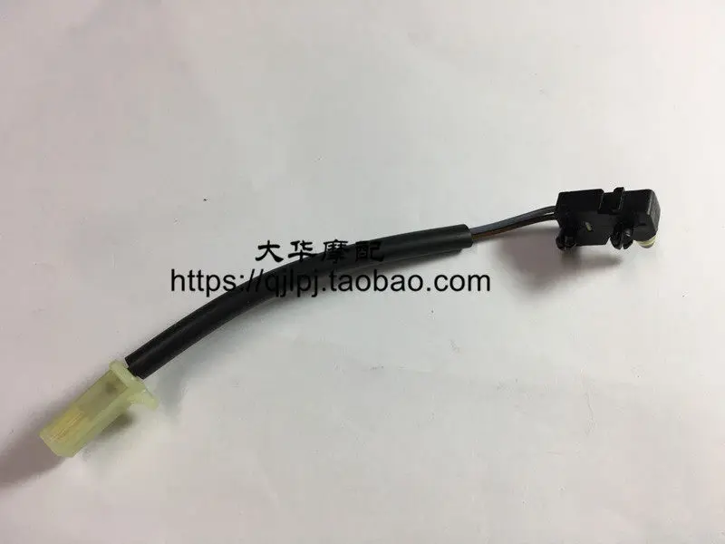 FIT FOR BENELLI TNT899 TNT1130 Front brake switch / Front braking switch
FIT FOR BENELLI TNT899 TNT1130 Front brake switch / Front braking switch