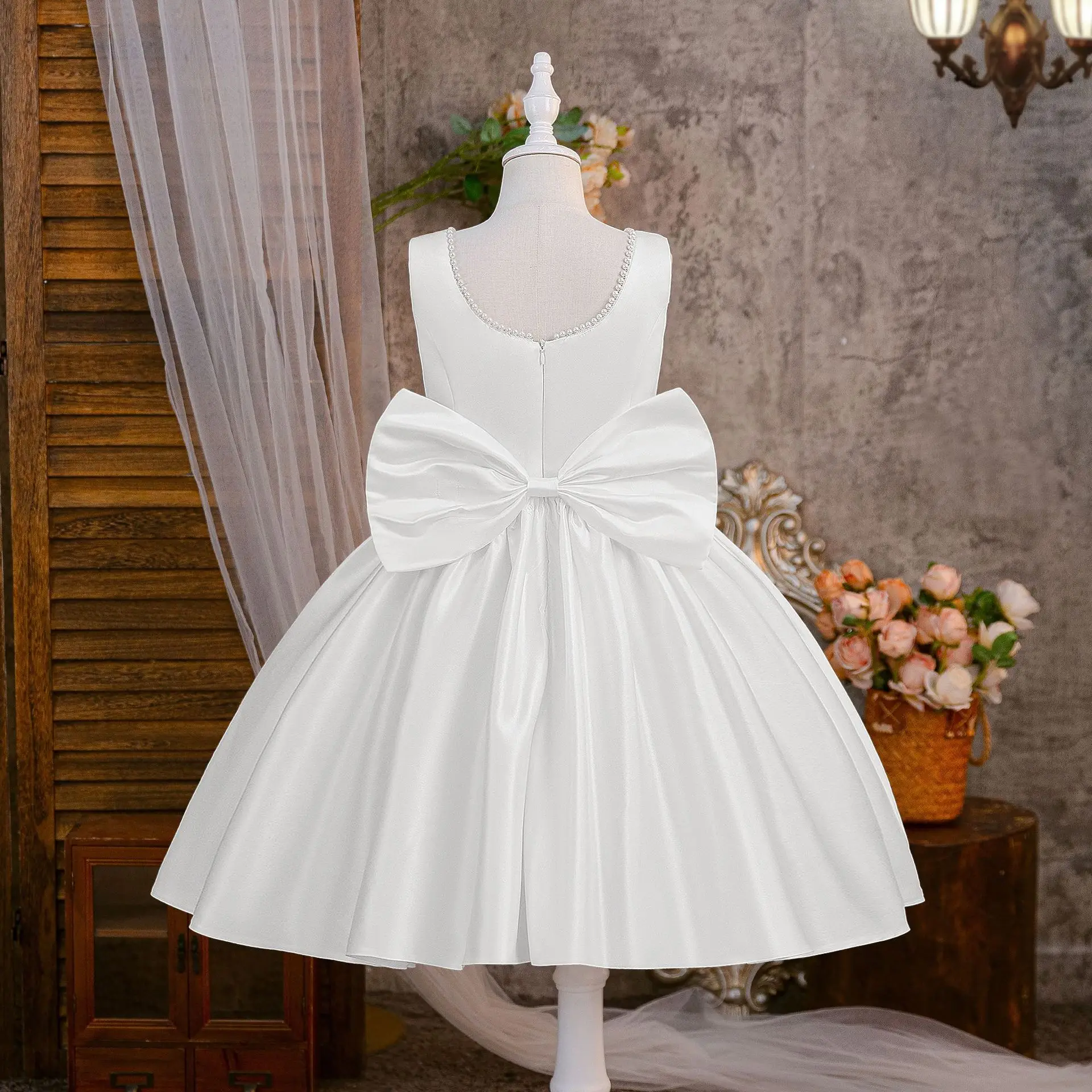 2026 New Baby Summer Girls Boutique Teenage White Flower Dress, Princess Kids Sweet Fashion Party Dress 8-12 T
2026 New Baby Summer Girls Boutique Teenage White Flower Dress, Princess Kids Sweet Fashion Party Dress 8-12 T