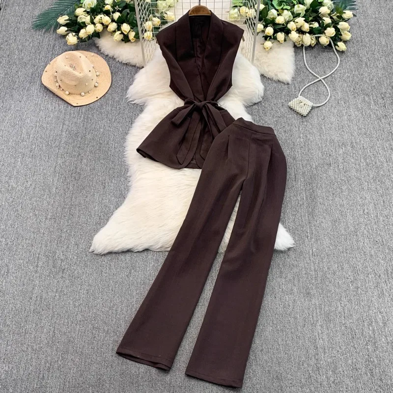 SuperAen V-neck Sleeveless Waist Vest Top High Waist Straight Wide-leg Pants Two-piece Sets
SuperAen V-neck Sleeveless Waist Vest Top High Waist Straight Wide-leg Pants Two-piece Sets