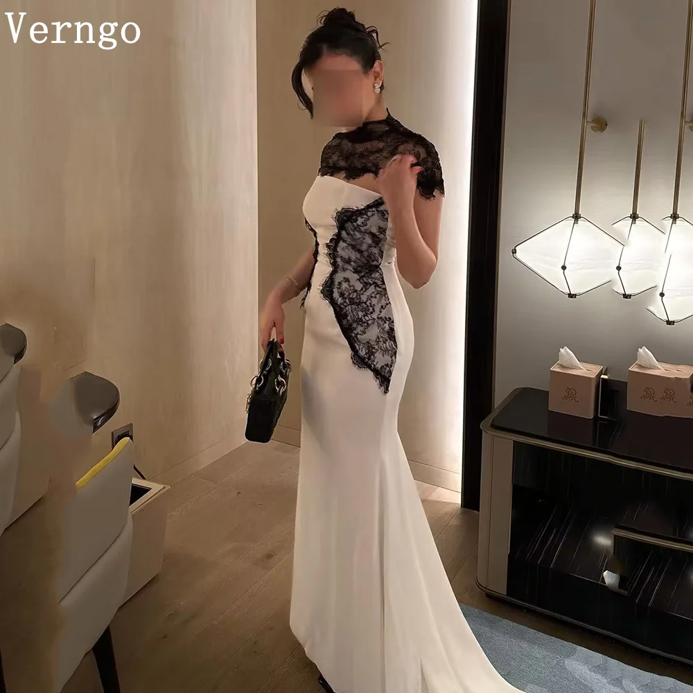 Verngo Elegant White Crepe Evening Dress Black Lace High Neck Mermaid Prom Gowns Sweep Train Arabia Party Dresses Customized
Verngo Elegant White Crepe Evening Dress Black Lace High Neck Mermaid Prom Gowns Sweep Train Arabia Party Dresses Customized