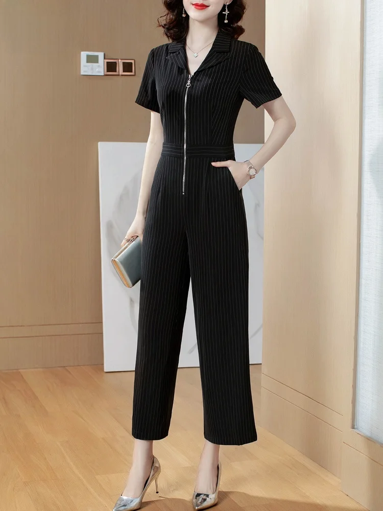 Черный комбинезон с высокой талией, женские летние утягивающие брюки с девятью точками, цельный костюм, модные повседневные брюки для поездок на работу
Черный комбинезон с высокой талией, женские летние утягивающие брюки с девятью точками, цельный костюм, модные повседневные брюки для поездок на работу