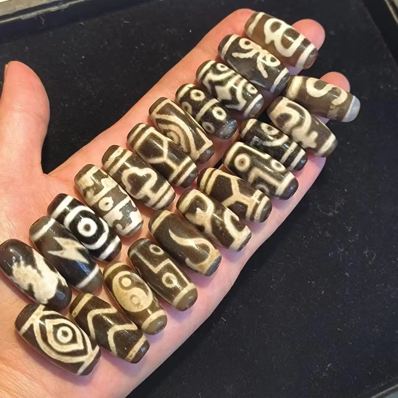 100pcs/lot Natural multi-pattern old agate dzi wholesale Weathering lines Handmade beads 30mm Accessories jewelry Ethnic style
100pcs/lot Natural multi-pattern old agate dzi wholesale Weathering lines Handmade beads 30mm Accessories jewelry Ethnic style