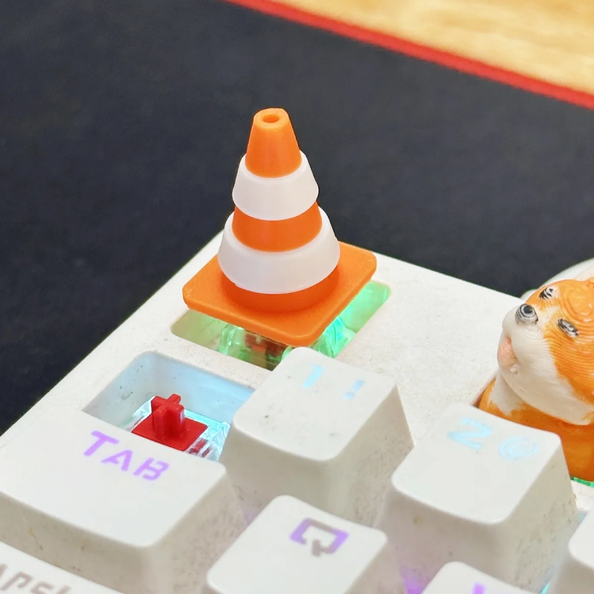 3D resin personalized ice cream bucket keycap mechanical keyboard cute keycap single handmade original
3D resin personalized ice cream bucket keycap mechanical keyboard cute keycap single handmade original