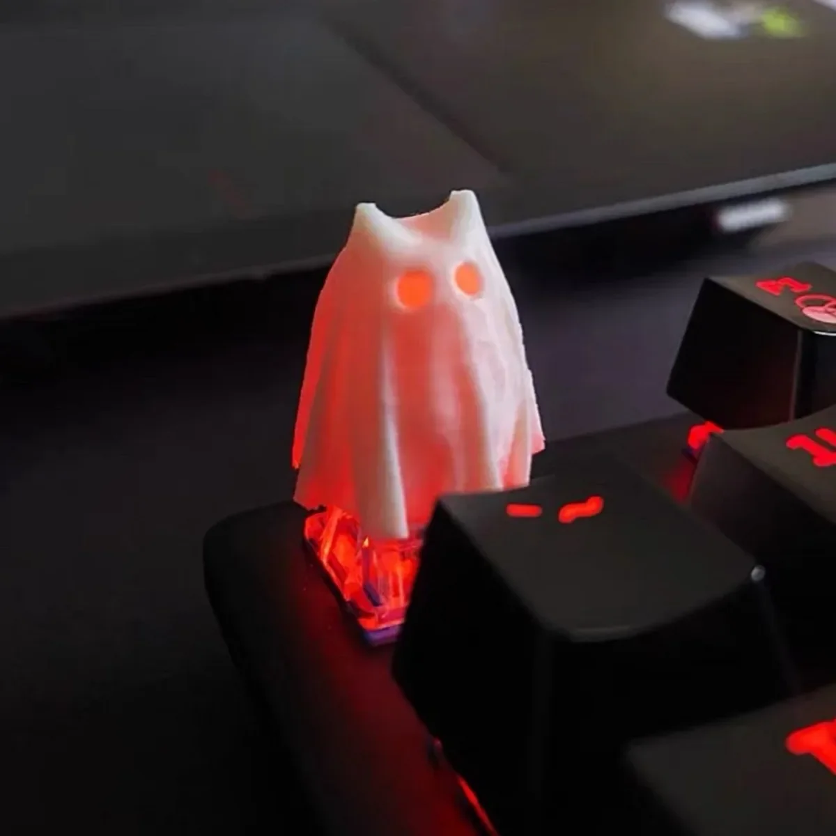 3D смола персонализированная светопередача Хэллоуин смола призрак колпачок маленький орнамент колпачок для клавиш одинарный
3D смола персонализированная светопередача Хэллоуин смола призрак колпачок маленький орнамент колпачок для клавиш одинарный