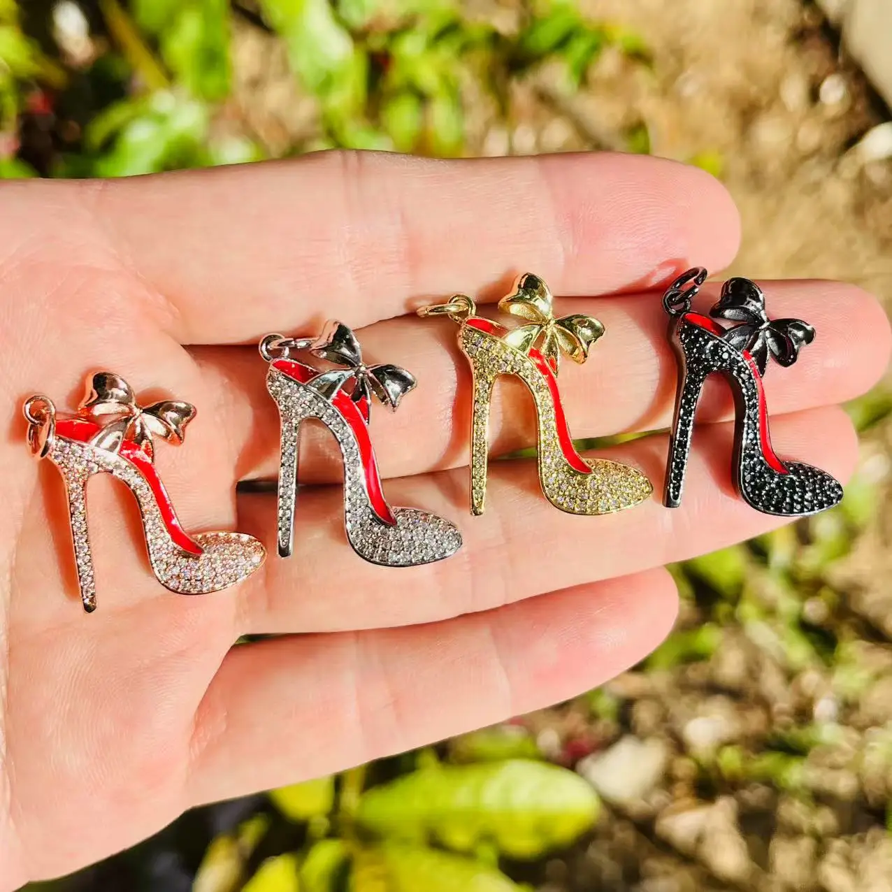 5pcs Zircon High Heel Shoe Charm with Bowknot & Red Enamel Jewelry Component for DIY Women Jewelry Making Party Craft Supplies
5pcs Zircon High Heel Shoe Charm with Bowknot & Red Enamel Jewelry Component for DIY Women Jewelry Making Party Craft Supplies