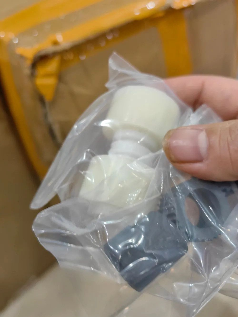 2SET FB2-7777-000 FF5-1220-000 FF5-9779-000 Paper Pickup Roller For Canon IR5000 6000 6570 5570 5075 5065 8500 7105 Copier Parts
2SET FB2-7777-000 FF5-1220-000 FF5-9779-000 Paper Pickup Roller For Canon IR5000 6000 6570 5570 5075 5065 8500 7105 Copier Parts