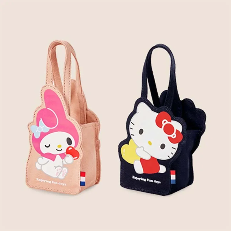 Miniso Sanrio Hello Kitty My Melody Cute Anime Handbag Thermos Cup Storage Bag Water Bottle Protecting Bag Office Gift
Miniso Sanrio Hello Kitty My Melody Cute Anime Handbag Thermos Cup Storage Bag Water Bottle Protecting Bag Office Gift