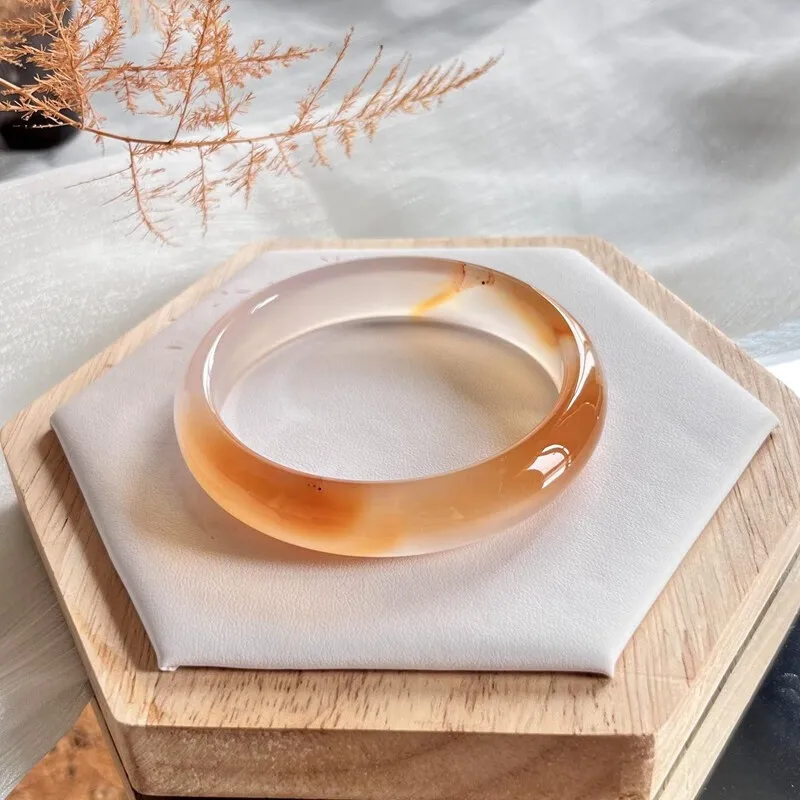 Agate Bracelet New Maple Leaf Autumn Chalcedony Gradual Change Jade Bracelet for Girlfriend
Agate Bracelet New Maple Leaf Autumn Chalcedony Gradual Change Jade Bracelet for Girlfriend