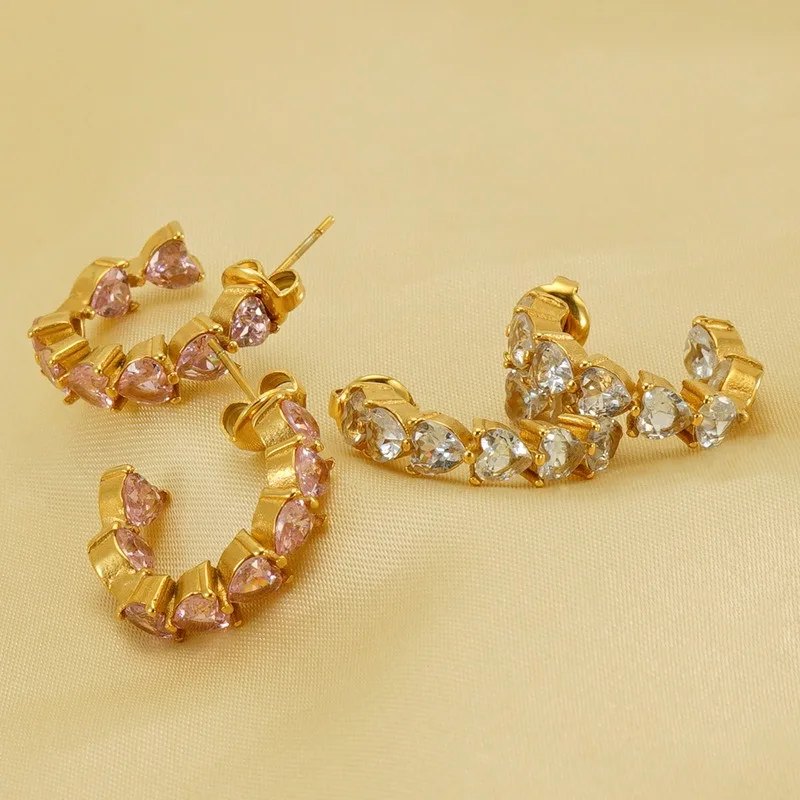 New Stainless Steel Temperament Zircon Earrings Women's Style Design Light Luxury Earrings
New Stainless Steel Temperament Zircon Earrings Women's Style Design Light Luxury Earrings