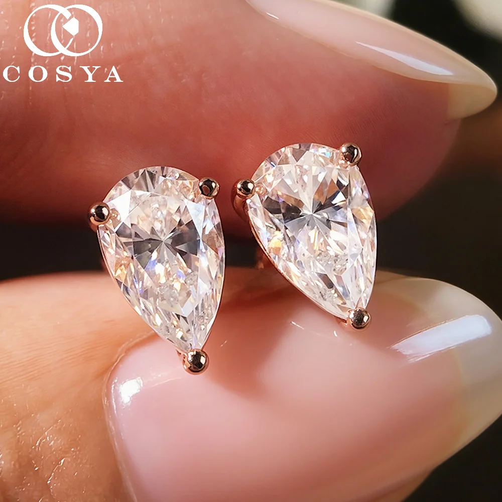 Серьги-гвоздики COSYA с муассанитом грушевидной огранки 1-8 карат для женщин, серебро S925 с покрытием из 18-каратного золота, в форме капли, солитер, ювелирные изделия класса люкс
Серьги-гвоздики COSYA с муассанитом грушевидной огранки 1-8 карат для женщин, серебро S925 с покрытием из 18-каратного золота, в форме капли, солитер, ювелирные изделия класса люкс