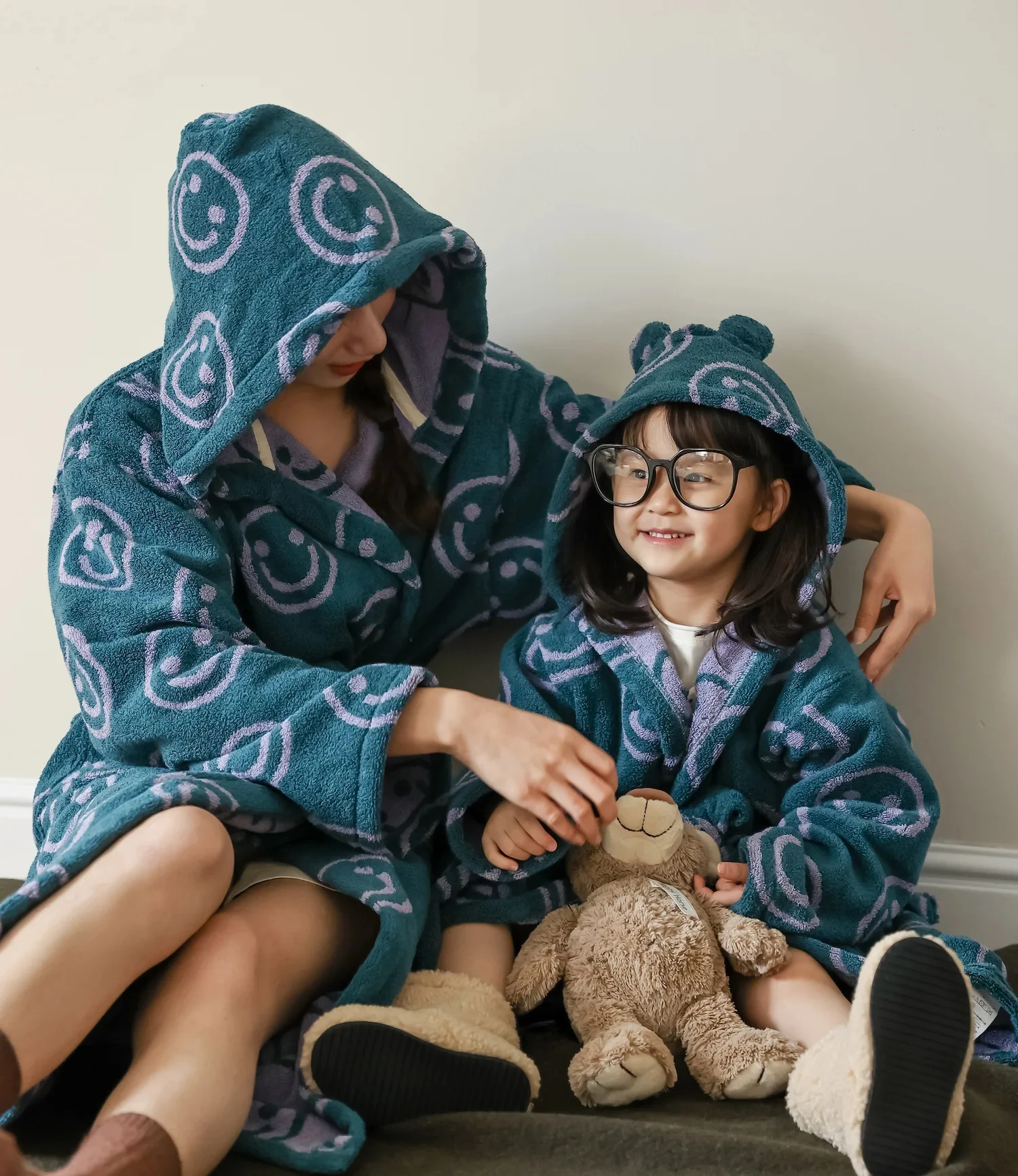 Smiley Face Pattern Cotton Parent-child Bathrobe Towel Soft Kids Ear Hoodies Bathrobe Kimono Sleepwear Coat Bath Unisex Towel
Smiley Face Pattern Cotton Parent-child Bathrobe Towel Soft Kids Ear Hoodies Bathrobe Kimono Sleepwear Coat Bath Unisex Towel