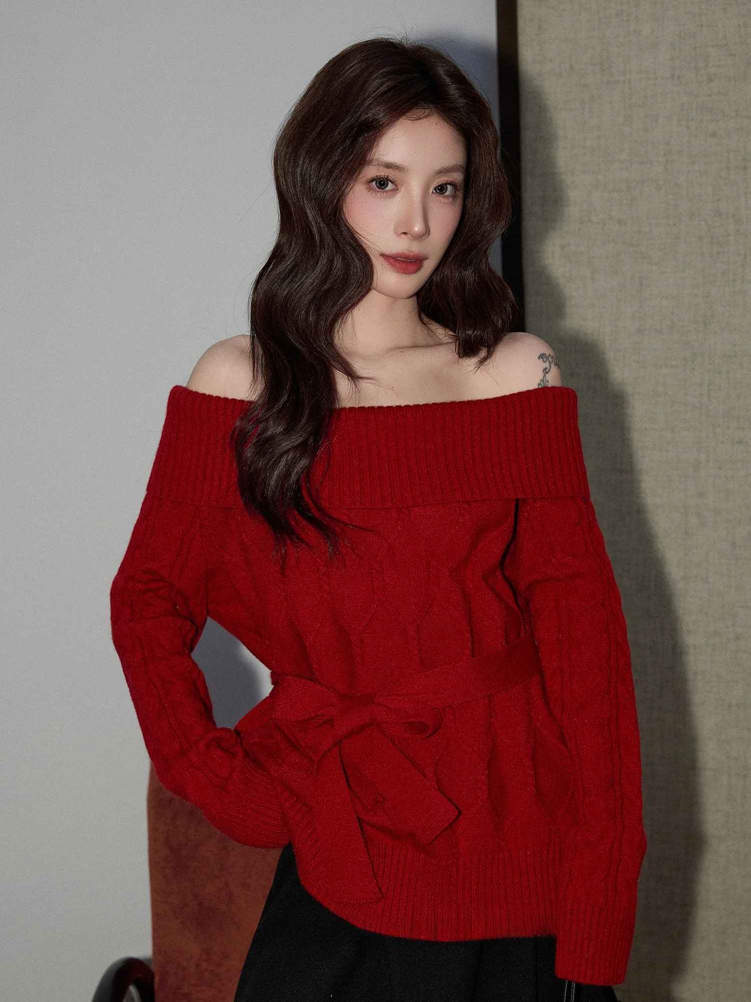 Red Knot One Shoulder Sweater Women's Autumn Winter Knitted Shirt New Year's Battle Robe Zodiac Year Top Girl's Style
Red Knot One Shoulder Sweater Women's Autumn Winter Knitted Shirt New Year's Battle Robe Zodiac Year Top Girl's Style