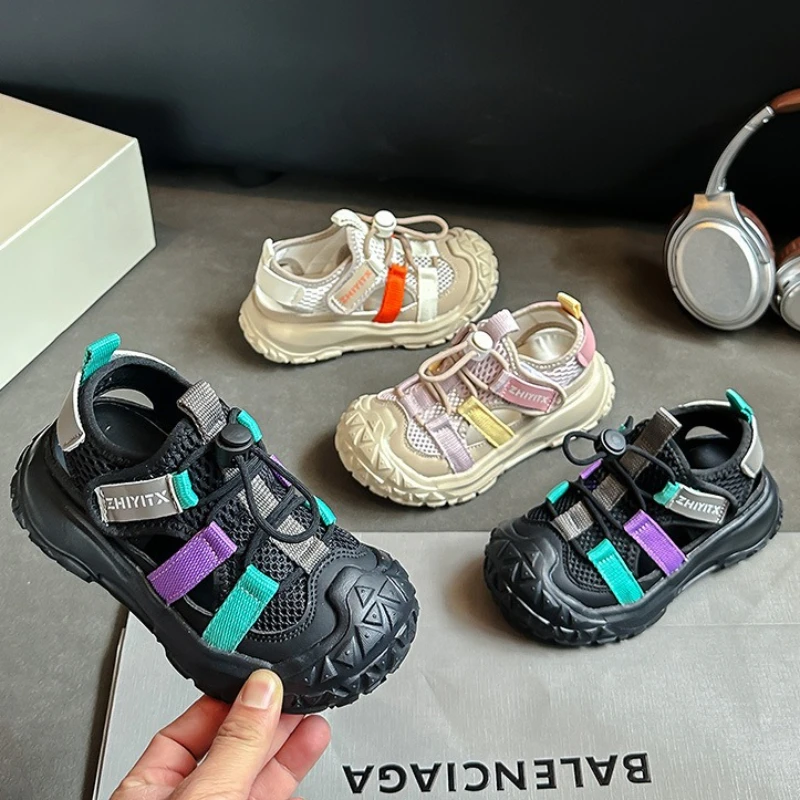 Girls' Sandals 2025 New Summer Boys' Sports Sandals Soft Bottom Non Slip Mesh Breathable Children's Beach Shoes 4-12 Years Old
Girls' Sandals 2025 New Summer Boys' Sports Sandals Soft Bottom Non Slip Mesh Breathable Children's Beach Shoes 4-12 Years Old