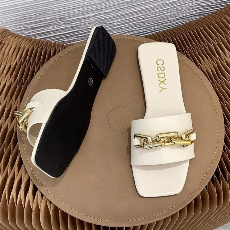 Women's Slippers Summer New Metal Chain Wear Fashion Sandals Women's Large Size Slippers Sandalias De Mujer Free Shipping
Women's Slippers Summer New Metal Chain Wear Fashion Sandals Women's Large Size Slippers Sandalias De Mujer Free Shipping