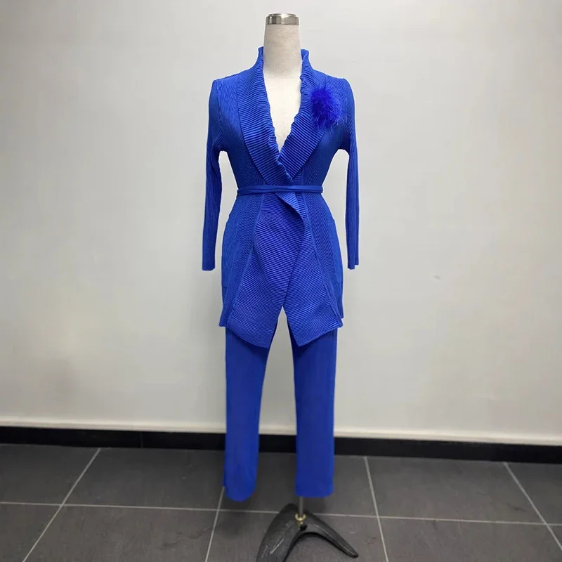Women's Suit Miyake Solid Colour Long-sleeved Cardigan Top + Elastic Waist Nine-minute Pants Two-piece Set 2025 Summer Fashion
Women's Suit Miyake Solid Colour Long-sleeved Cardigan Top + Elastic Waist Nine-minute Pants Two-piece Set 2025 Summer Fashion