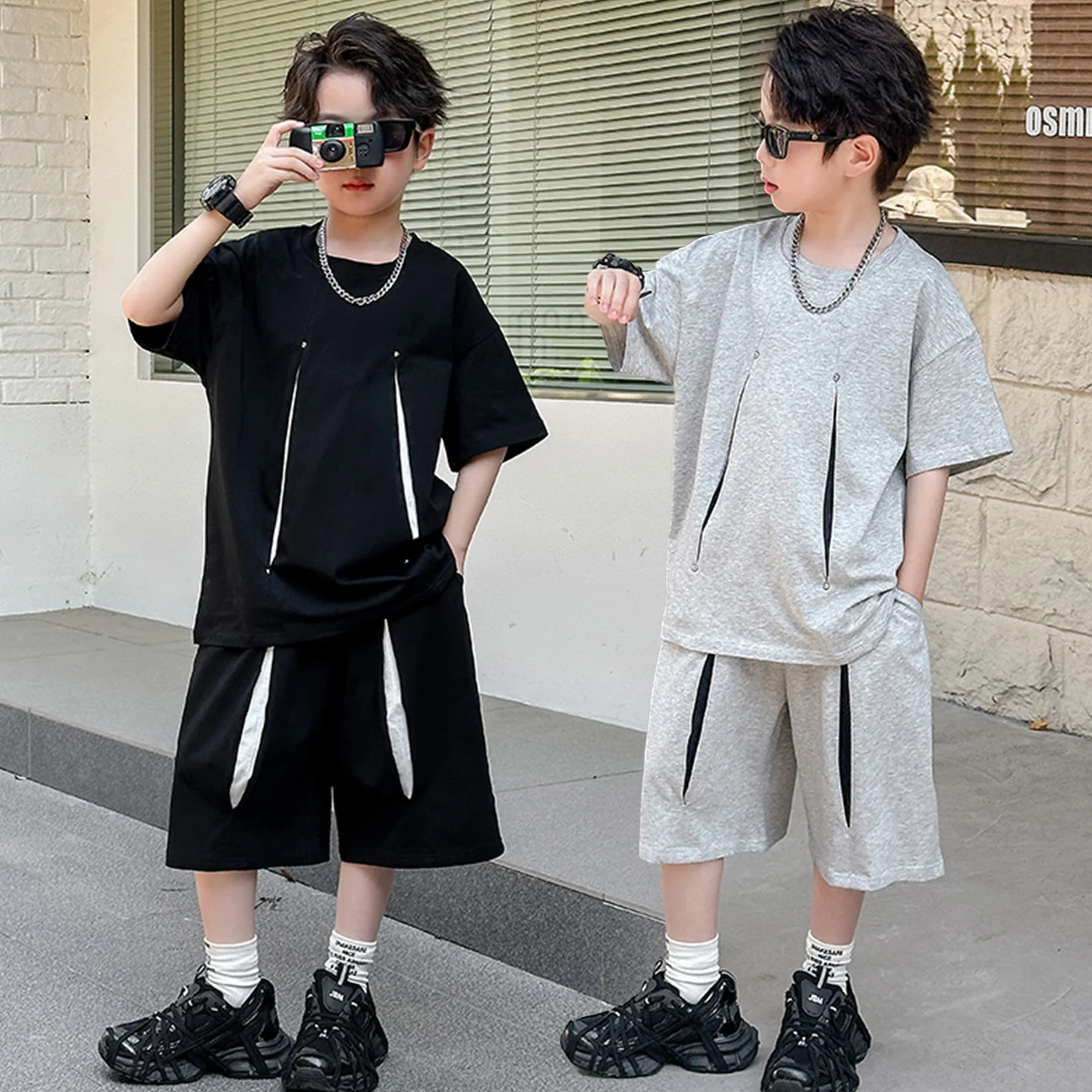 American Kids Design Double Cotton Gauze Clothing Set For Teenage Boy Casual Summer Top and Bottom Clothes Set Child Tracksuit
American Kids Design Double Cotton Gauze Clothing Set For Teenage Boy Casual Summer Top and Bottom Clothes Set Child Tracksuit