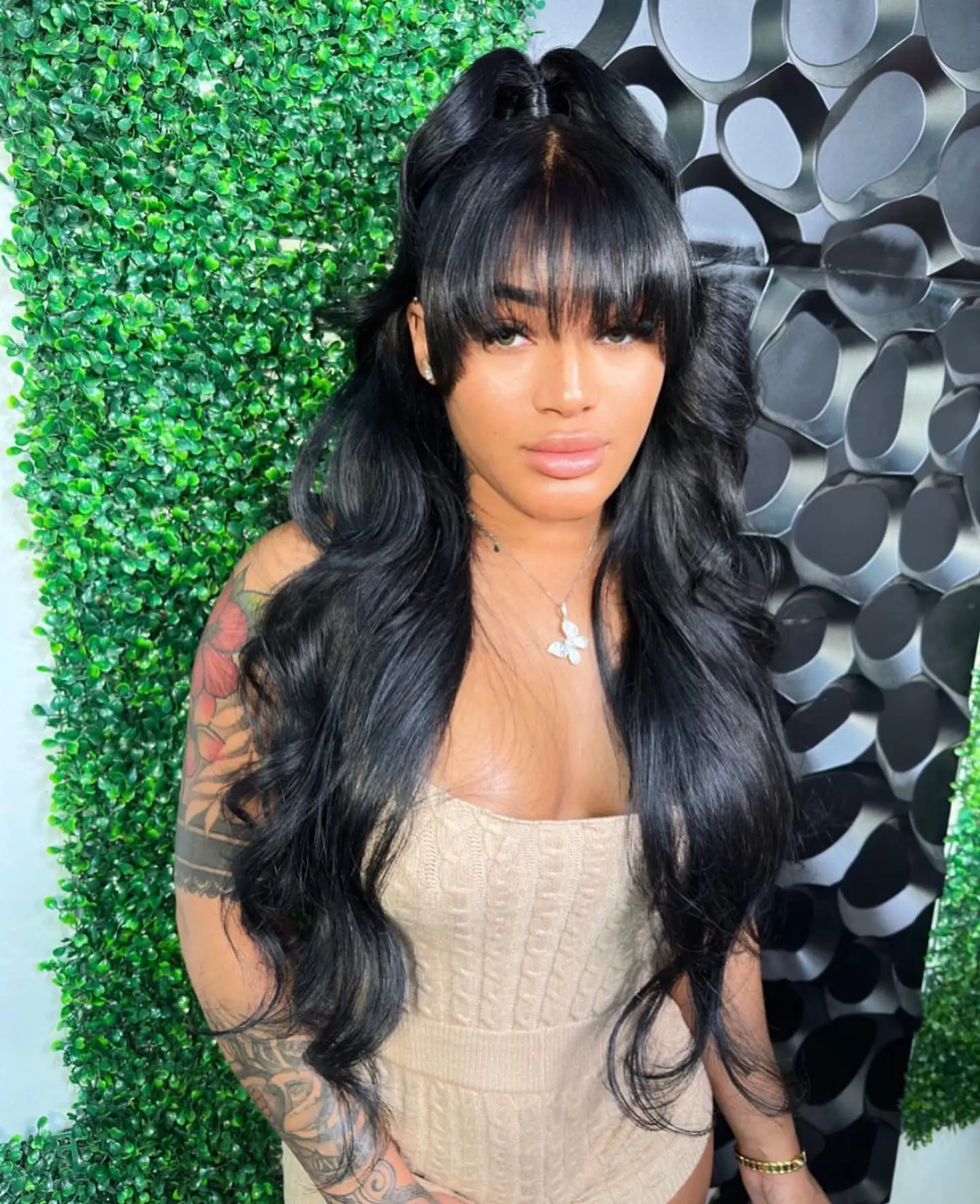 3X1 Middle Part Lace Wig Body Wave Human Hair Wigs With Bangs Pre Plucked For Women Loose Wave Fringe Wig Machine Made Wigs
3X1 Middle Part Lace Wig Body Wave Human Hair Wigs With Bangs Pre Plucked For Women Loose Wave Fringe Wig Machine Made Wigs