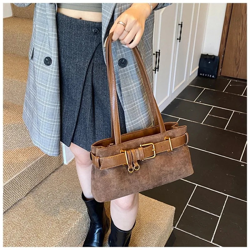 Women's Tote Bag Made Of Octagon-Printed Leather Featuring Gibraltar Casual Vintage Lightweight Soft Commuter Look
Women's Tote Bag Made Of Octagon-Printed Leather Featuring Gibraltar Casual Vintage Lightweight Soft Commuter Look